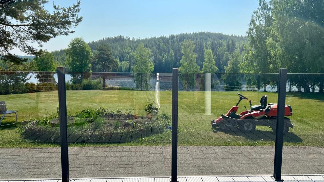 Vanha Koulu Suolahti Exterior foto